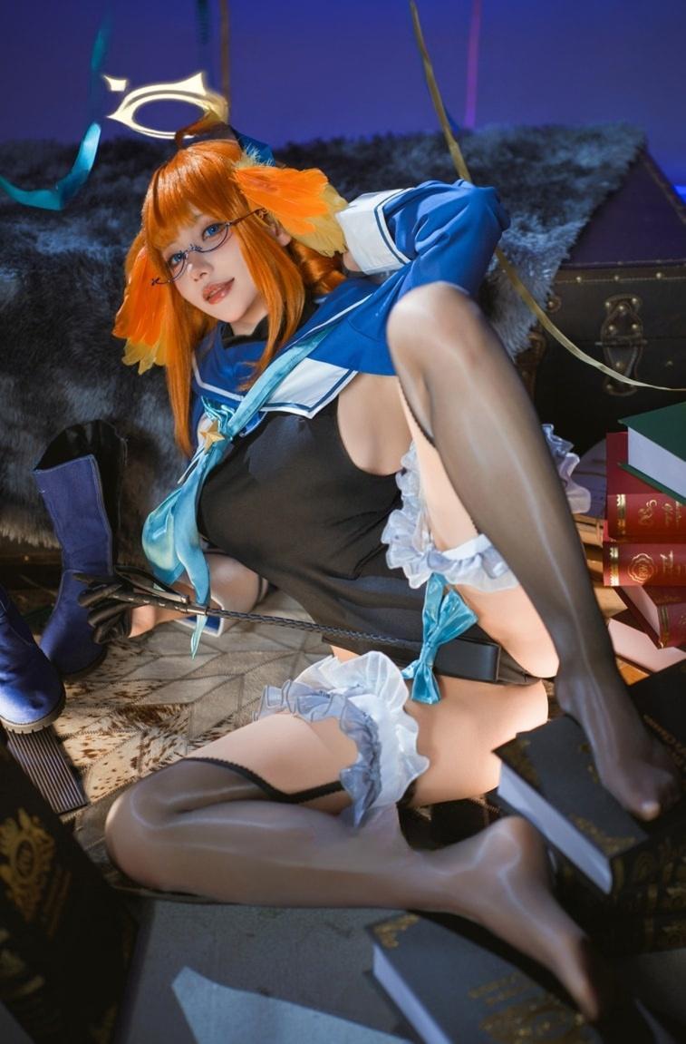 是一只熊仔吗 蔚蓝档案 圆堂志美子·邪恶女干部-快来一看